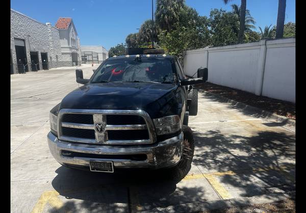 2018 RAM 3500 DUALLY CHASSIS TRUCK - $35,000 (MCDONOUGH)63620796490241122