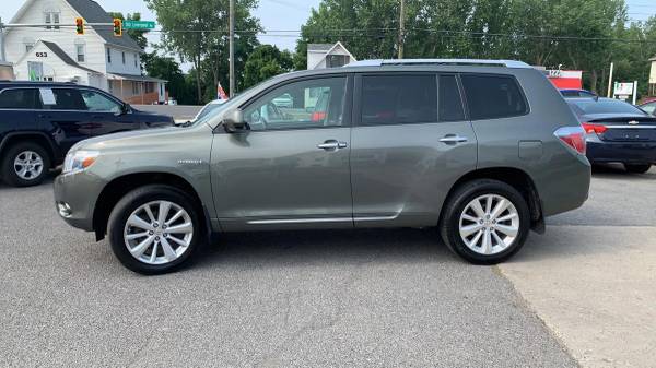 2010 Toyota Highlander Limited Hybrid Sport Utility 4D - $9,999 (+ Platinum Auto Sales de CNY)63442723383171123
