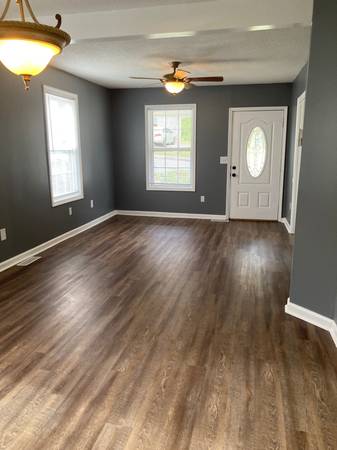 $1250.00 / 1br - 744ft2 - Sunny Tweetsie Trail Cottage63842023882113121