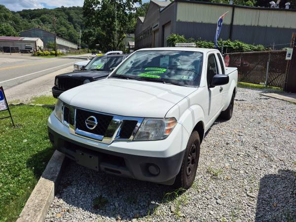 NISSAN FRONTIER 1