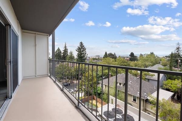$3,690 / 443ft2 - Refrigerador, Piso de Vinilo con Estilo de Madera, Estudio 1ba (palo alto)63869346621315121