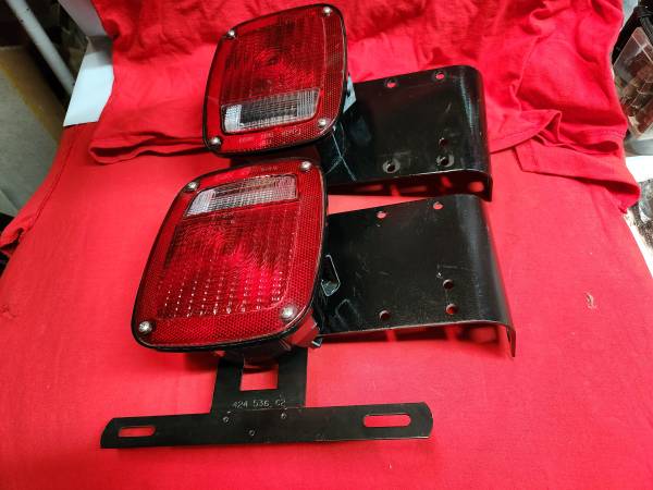 GROTE 5370 TAIL LIGHTS TRAILER Truck KENWORTH TAKE OFF PARTS 1