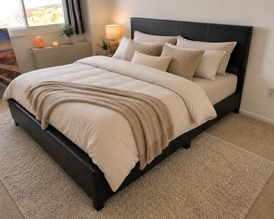 Brand new full size black faux leather platform bed frame with mattres 1
