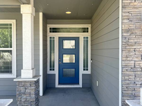 $685,000 / 5br - 3029ft2 - Upgraded Home for Sale (Richland)64145504493697121