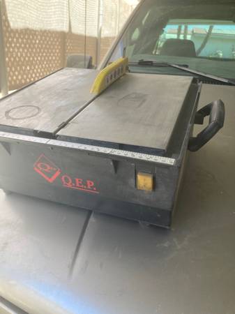 Q.E.P. 7" tile box saw 1