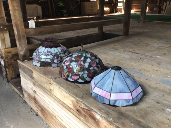 3 stained glass lampshades 1
