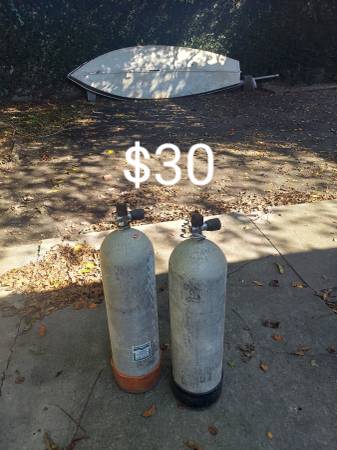 2 80 Aluminum Scuba tanks 1