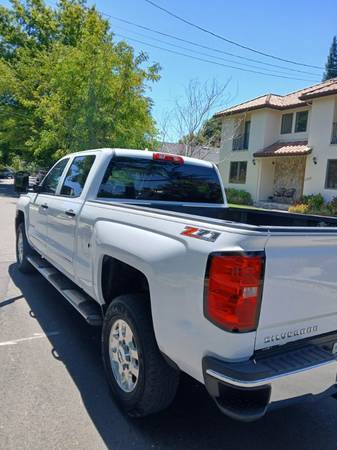 2016 Chevy Silverado 2500HD Duramax Z71 Allison transmission New smog - $27,900 (San Jose ca)63478606485889123
