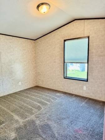 $39,900 / 2br - 2022 Commodore Mobile Home En Venta, Duncansville PA. (Duncansville, PA)63836543184387124