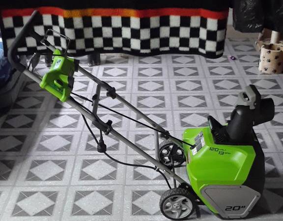 Green Works Pro Electric Snow Blower 120Volt 20" 13AMP 1