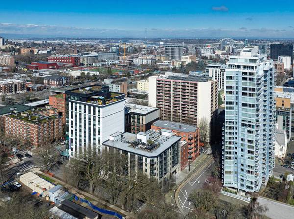 $999 Now with 1 MONTH OFF - Work or Shop at Portland Center Plaza (Downtown Portland)63867270215043121