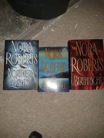 NORA ROBERTS HARD BACK BOOKS 1