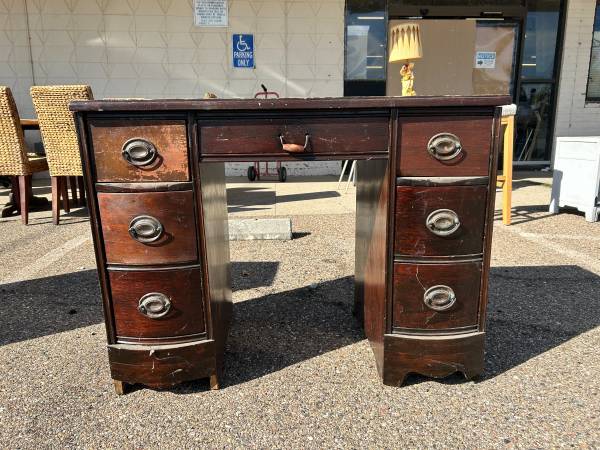 Wood 7 drawer student desk 1