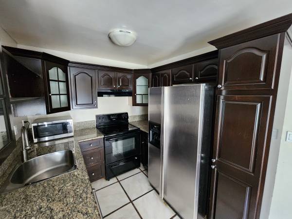 $1,795 / 1hab - UBICACIÓN PRIMERA EN SHERMAN OAKS, PISO BAJA DEPTO, RECIENTEMENTE RENOVADO, SE ACEPTAN MASCOTAS, (SHERMAN OAKS)63953079130115120