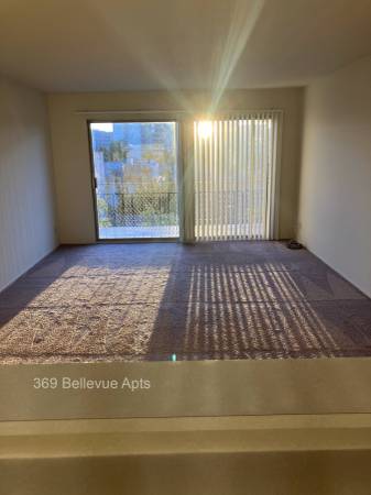 $1,995 / 1br - 707ft2 - ¡Excelentes vistas! Apartamento de 1 dormitorio/1 baño en Adams Point #308 con estacionamiento subterráneo gratuito (oakland lake merritt / grand)63880017463043121