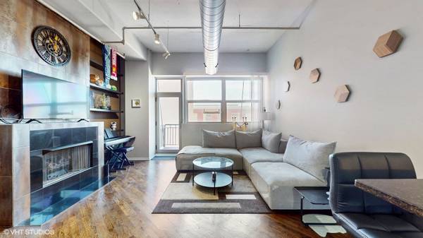 $1,700 / 1br - 750ft2 - Oct-Jan - Chicago Sublet - Clinton Complex - Well Connected! (Clinton Complex)63899123256450120