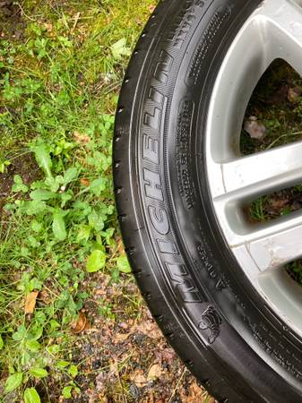 Llantas de aleación VW Jetta 2005.5 TDI 205/55 R16 - $25 (Seattle)63471358038531123