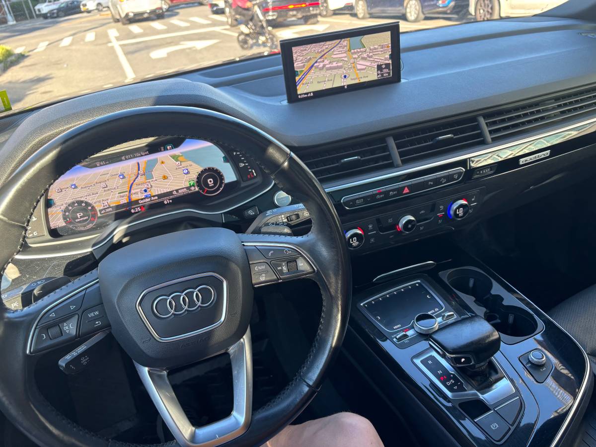 2017 Audi Q7 3.0T Quattro Premium Plus Fully Loaded