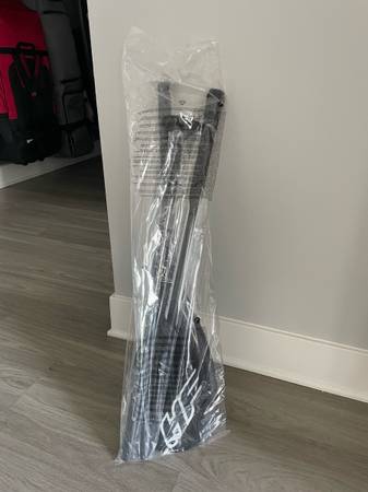 Brand new SUP paddle (3 piece) 1