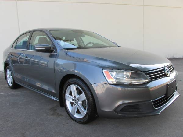 2014 VOLKSWAGEN JETTA 2.0 TURBO DIESEL ~ CLEAN TITLE~SERVICED~ MINT~~ - $6,995 (RICHMOND/ROSENBERG)63622429577729120