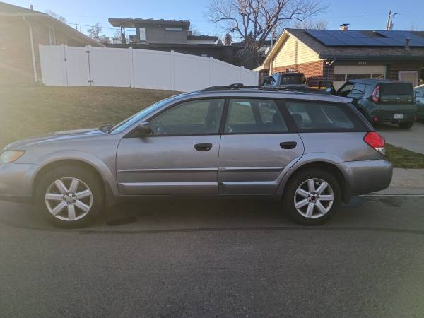 2009 Subaru outback wagon 1