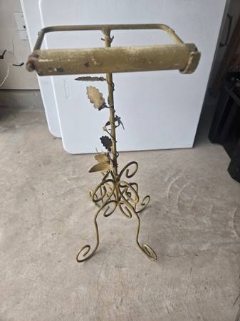 Vintage Antique Stand Alone Tolite Paper Holder 1