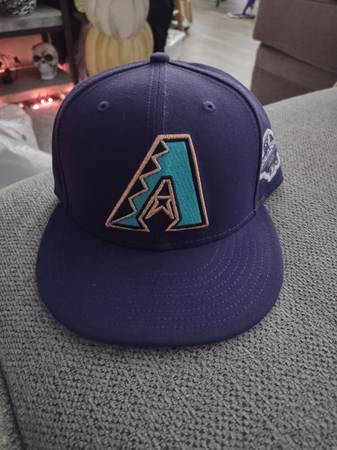 Snap Back & Fitted Hats 1