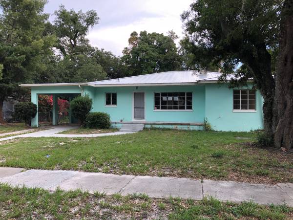 $2,500 / 3br - Casa de 3 dormitorios y 2 baños en excelente vecindario (Ft Pierce)63799660088323120