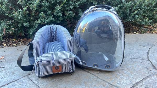 2 Pet Travel Backpack and Console Seat 1