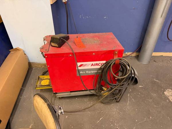 Welding and welding curtain set up 1