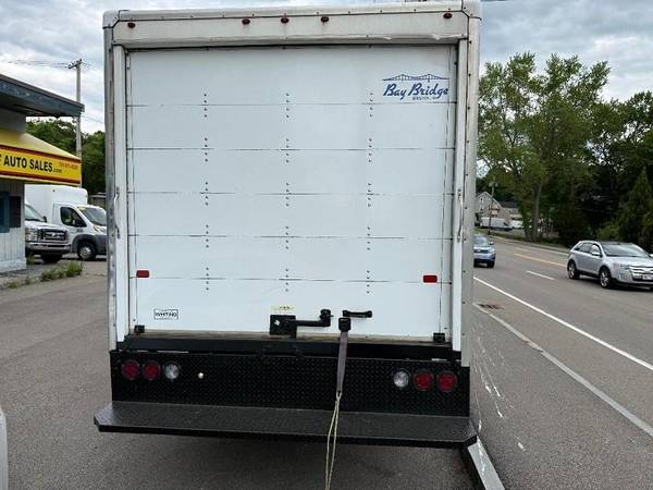 2021 Chevrolet 4500 LCF - Photo 9