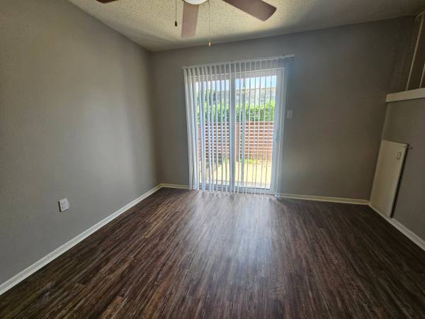 $1,602 / 3br - 1270ft2 - THREE BEDROOM TOWNHOME AVAILABLE! Apply Online Today! (Baton Rouge)63902940542338123