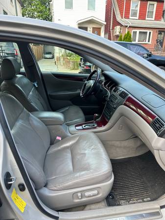2004 Lexus ES 330 - $2,200 (Sheepshead bay)63654708336769124