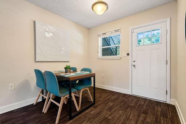 $1,361 / 2br - 750ft2 - ✨ 2 Bedroom | 1 Bath | 750 sq. ft. ✨ (Asheville, NC)64029374155139122