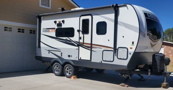 2021 FOREST RIVER ROCKWOOD MINI LITE TRAVEL TRAILER 1