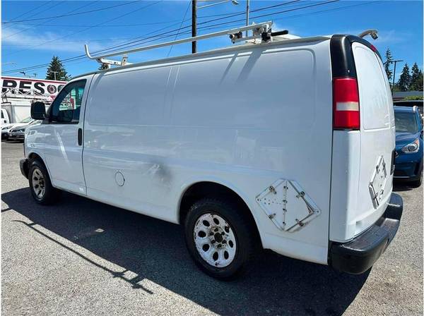 2012 GMC Savana 1500 - Photo 9
