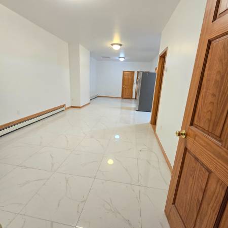 $3,200 / 3br - 3 BedRms 2 BathRms 2 Decks Battery Ave 2nd FL Brooklyn NY 11209 (Brooklyn NY)64033456393729123
