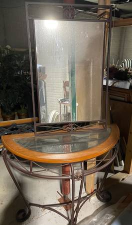 Table with matching mirror. 1