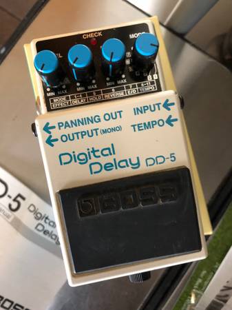 BOSS Digital Delay DD-5 【おまけ付き】 DD-5 Digital Delay（デジタルディレイ） │ BOSSマニア共和国