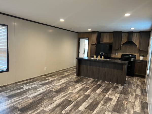 $80,000 / 3br - Clayton 2022 Manufactured Home (Tulsa)63982129129987122