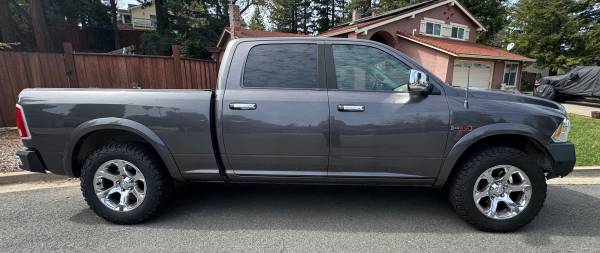 2015 RAM 1500 4X4 diesel - $17,000 (concord / pleasant hill / martinez)63617847369091124