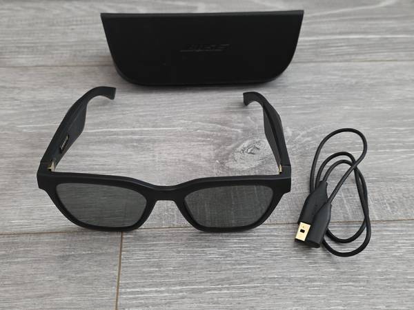 Bose Frames Alto Style Black Bluetooth Sunglasses