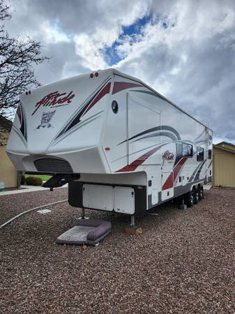 2012 Eclipse Attitude 34 CRS Toy Hauler 1