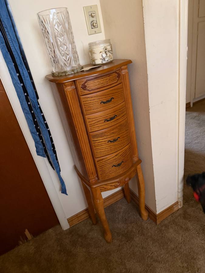 Photo 1 of 20 from Estate Sale