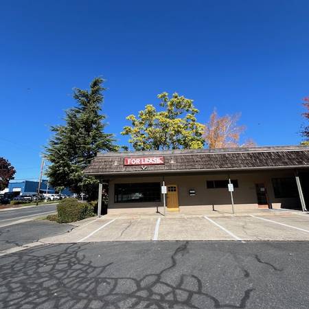 949 se 7th street Great Location Multi Usage Professional Space 1
