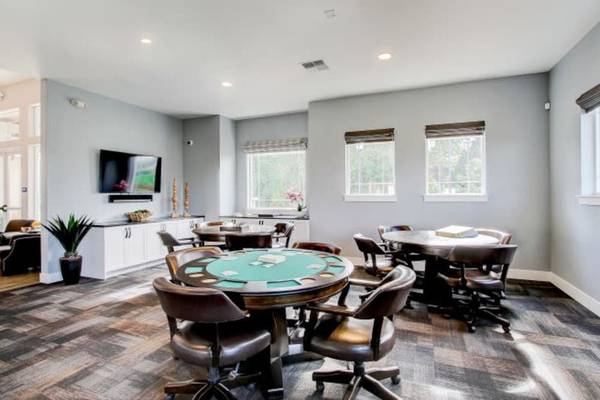 $2,036 / 2br - 776ft2 - $99 Deposit on All Homes + $1 Rent for First Month Valid Until 9.28.2563838110911107123