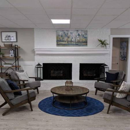 $1,749 / 2br - 886ft2 - Social Activities, Located in Ashland, 2B/1.5B (204 Kings Arms Street, Ashland, VA)64027111587585123