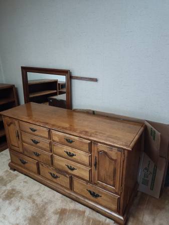 Maple dresser 1