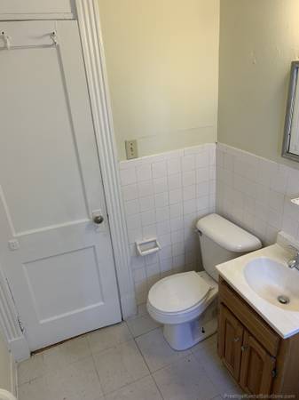 $1,975 Nov. Studio-NO FEE-Free rent-Only 1st nd last -Ht/Hw incl-Cat ok-On T (Allston)63839293097985124