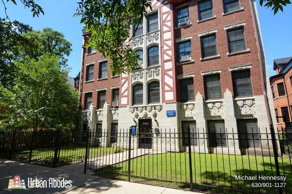$1,425 / 400ft2 - Distinctive Studio, 1 Bath in Logan Square, Available: 10/1/2025 (Logan Square)63898986360067120